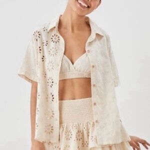 NWT American Eagle Cream Eyelet Resort Button Down Shirt Size L